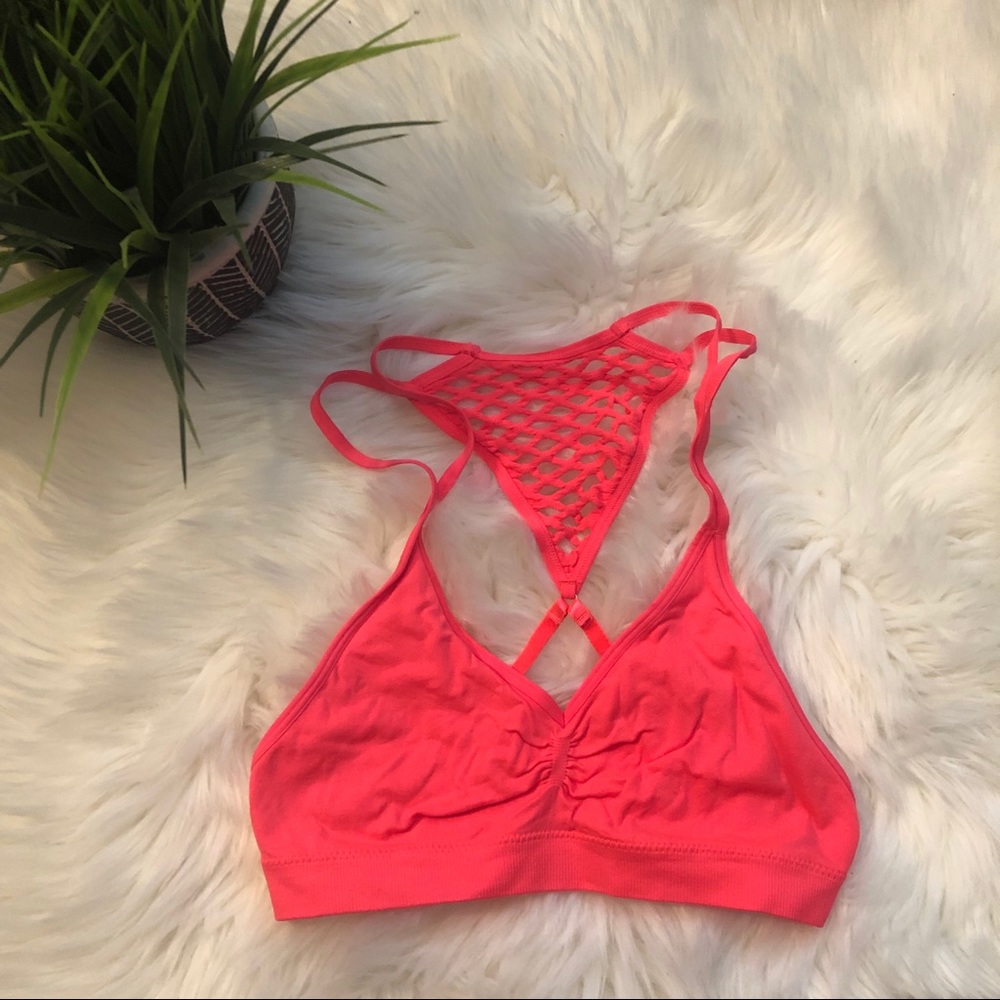 NWT pink Victoria’s Secret bralette size S